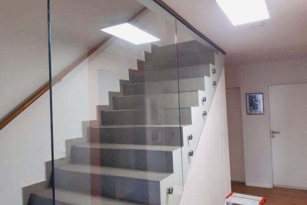 Glasabtrennung im Treppenbereich