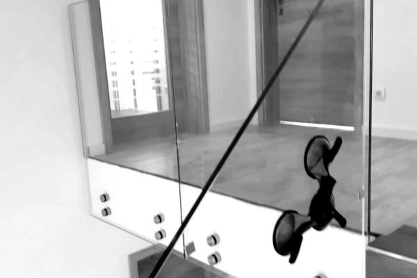 887910E7-8AEF-4414-97FF-A082E9874DCC-blackwhite