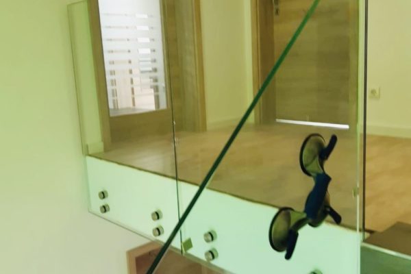 Treppengeländer mit Punkhalter