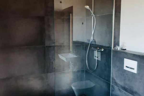 F42A4104-6387-437C-A0E0-BA900CB5FFD3